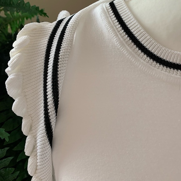 CAbi Tops - CAbi Topspin Sleveless Top, Size XS